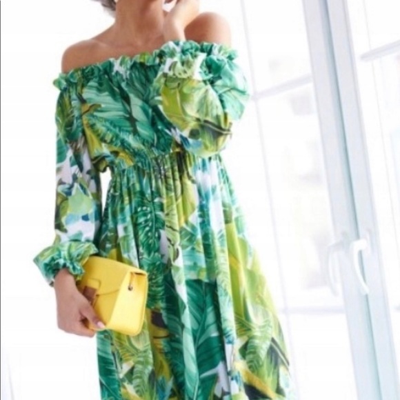 Beautiful summer dress - Picture 3 of 4